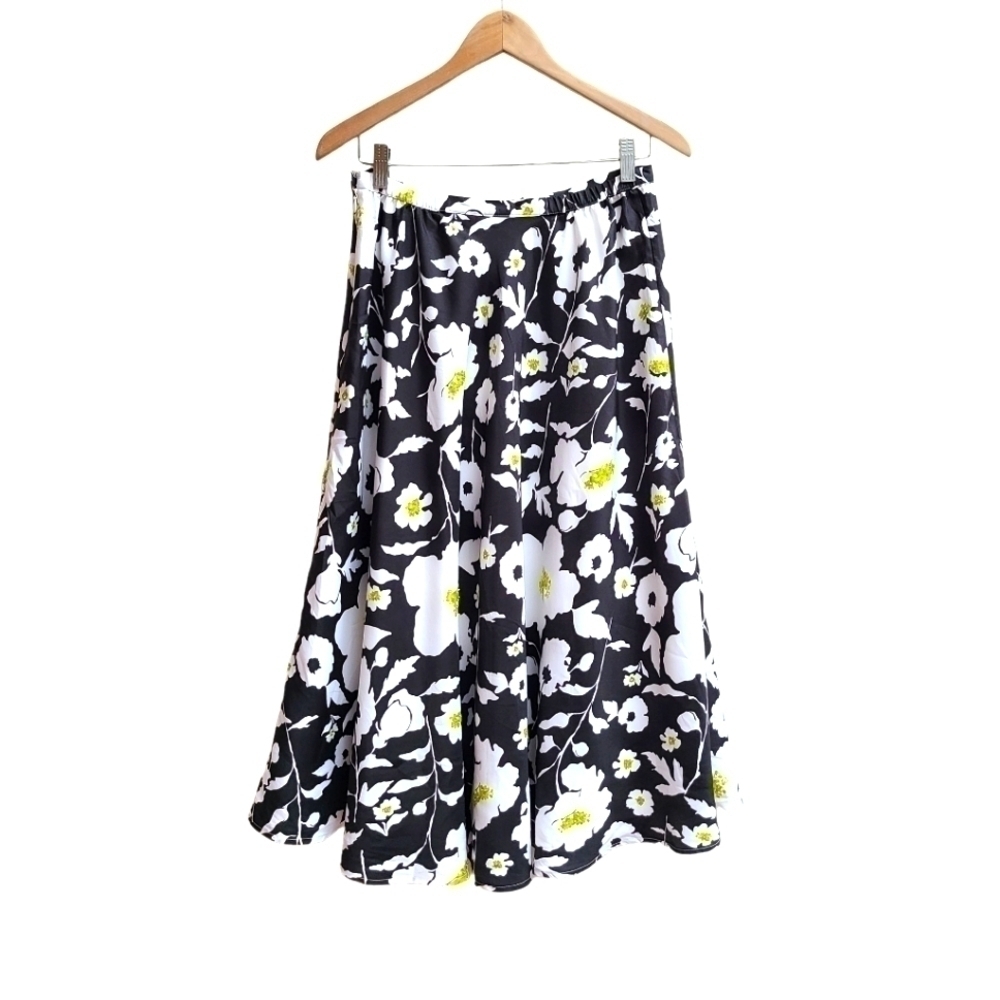 NWT Chico's Poppy Meadow Floral Sequin Midi Skirt Size 1 Medium